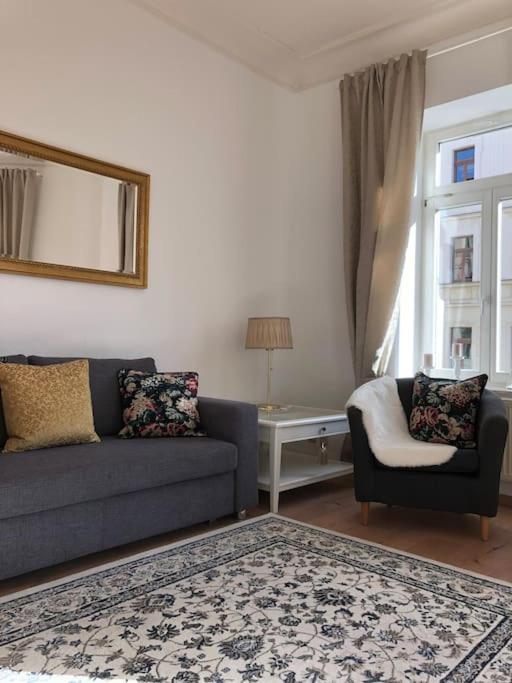 Apartment Gruenderzeitwohnung In Beliebter Suedvorstadt